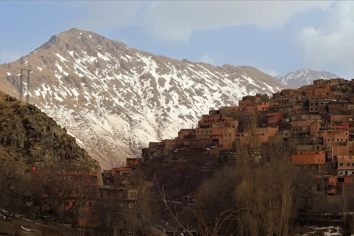 Climbing Toubkal 2