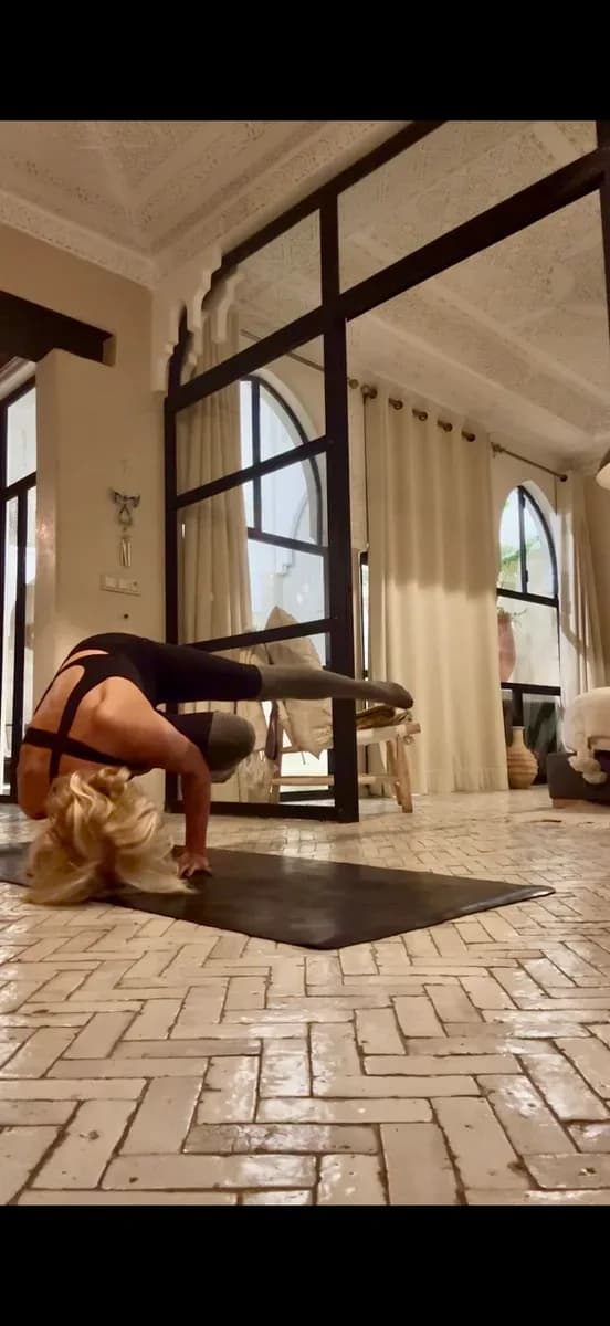 Sunlit Moroccan Rooftop Yoga Experience
