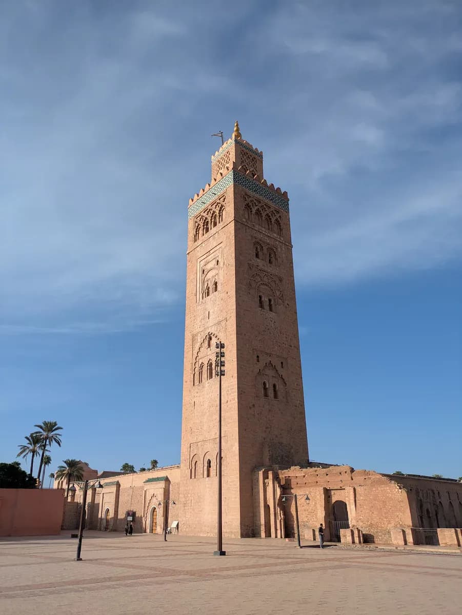 Marrakech Monuments, Medina & Souks Walking Experience