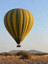 Vuelo en globo aerostático sobre el paisaje marroquí