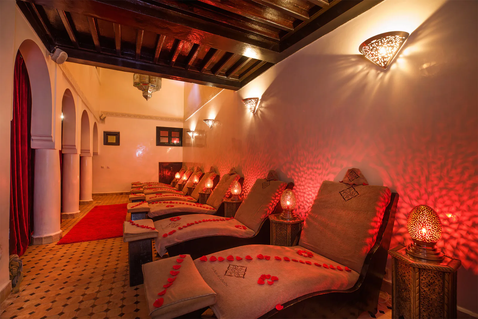 Experiencia tradicional de hammam marroquí y masaje